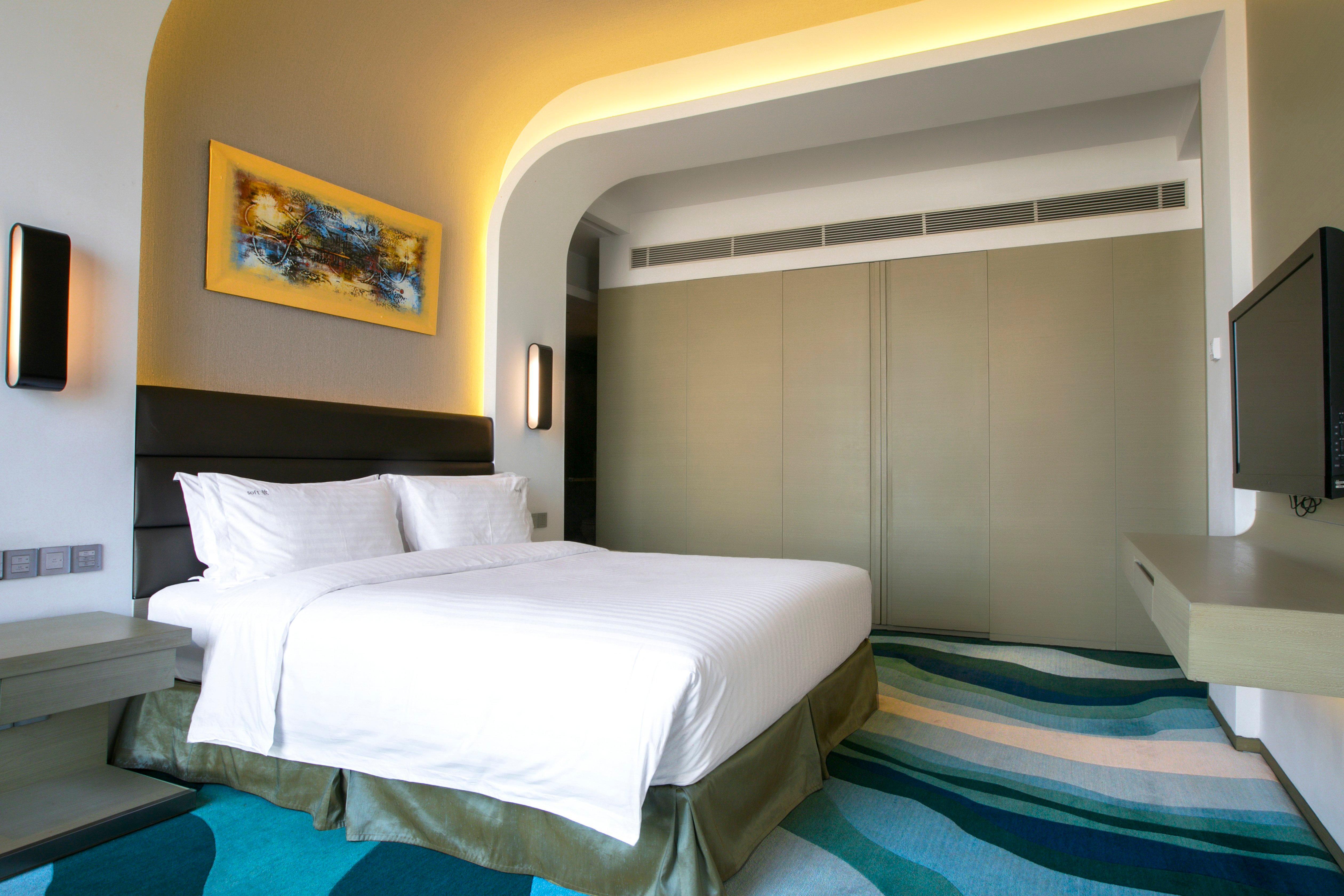 Holiday Inn Shanghai Songjiang By Ihg - Miaoqian Street Exterior photo
