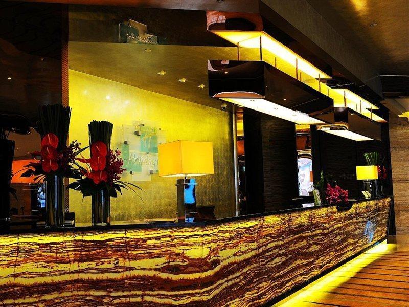 Holiday Inn Shanghai Songjiang By Ihg - Miaoqian Street Exterior photo